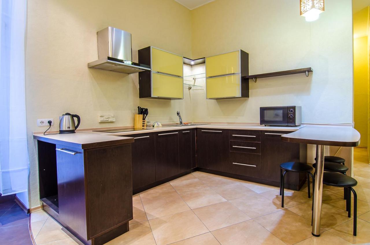 Apartment At Malaya Zhytomyrska 5 Kijev Kültér fotó