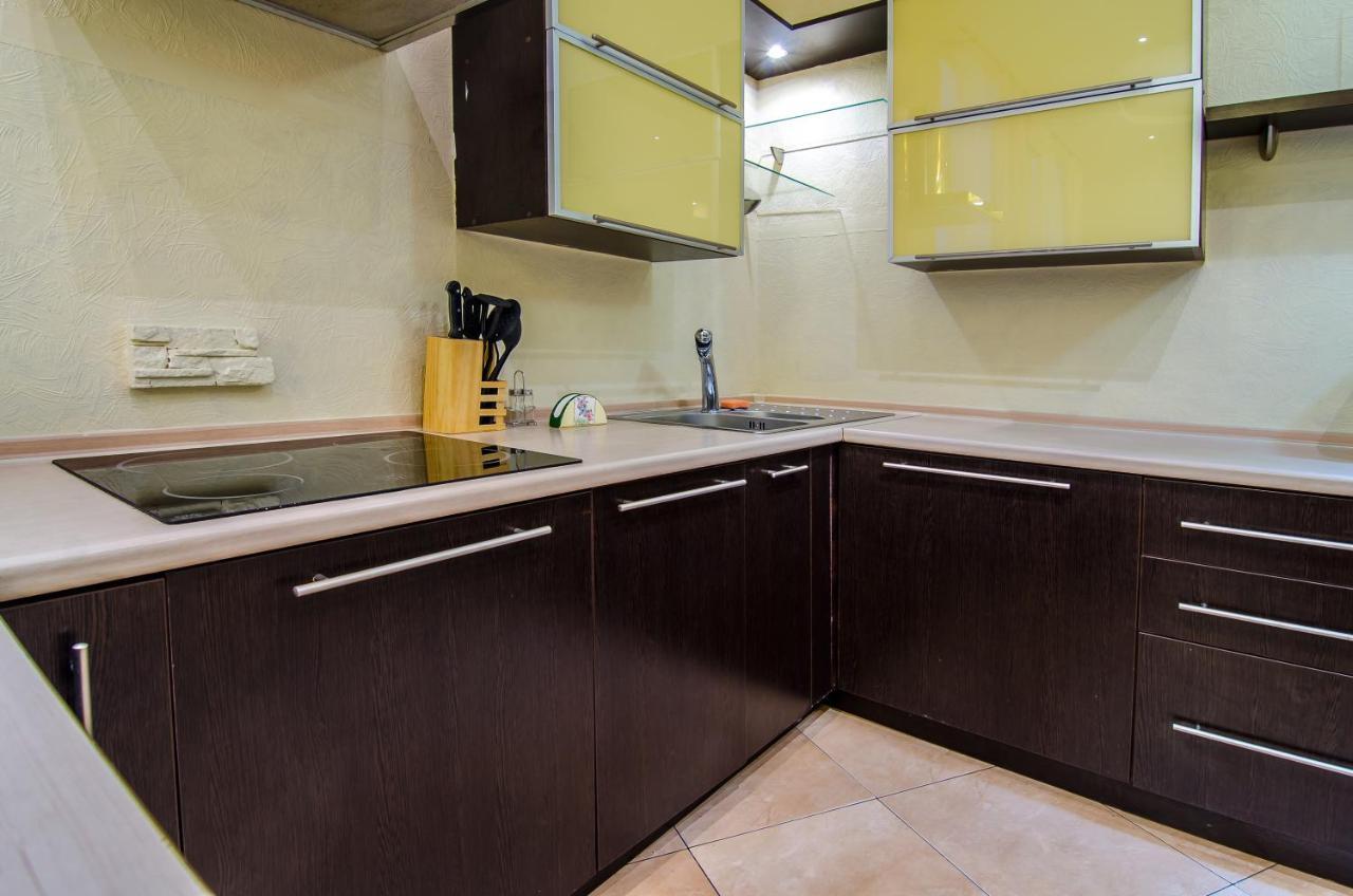 Apartment At Malaya Zhytomyrska 5 Kijev Kültér fotó